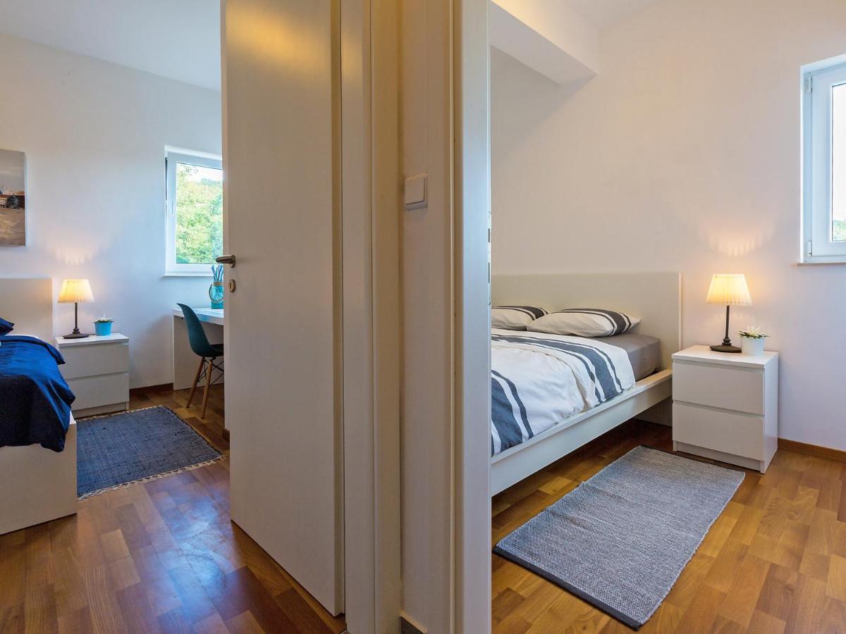 Apartment Cvit 1 By Interhome Кленовица Экстерьер фото